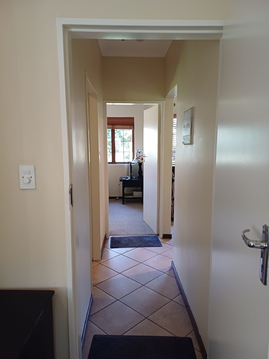 2 Bedroom Property for Sale in The Coves North West